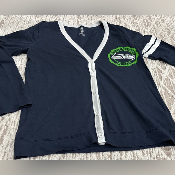 Seattle Seahawks long Sleeve Cardi ~MED~ - Picture 4 of 14